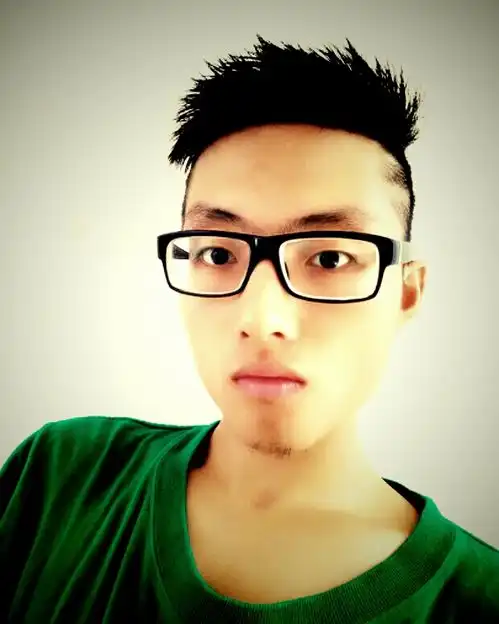 方脸鼻子大下颌角突出的男生适合什么样的发型和眼镜论丑男如何改善面貌不整容的情况下附图