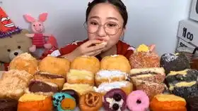 youngee巴黎贝甜的皇家奶油甜甜圈奶油可颂奶油咖啡面包laon面包店炼乳椰蓉面包红薯奶油面包20200330咀嚼音