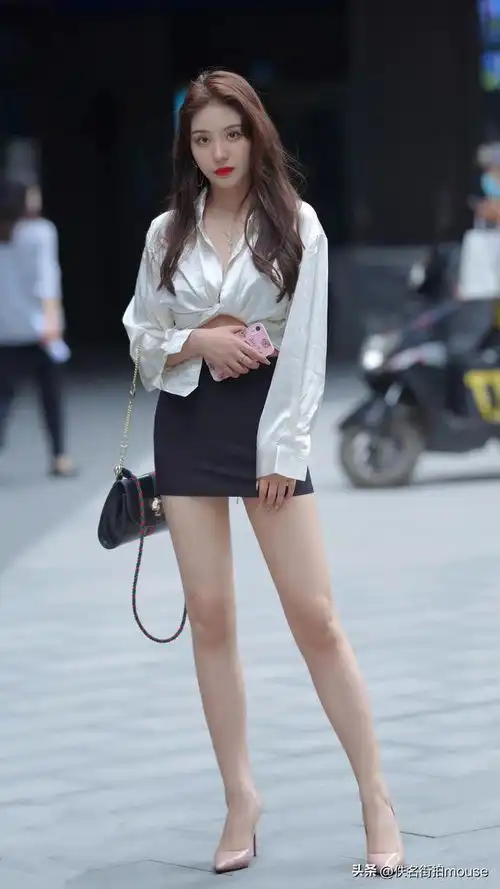 衬衫超短裙美女,高跟玉足大长腿系列,风情万种的温柔