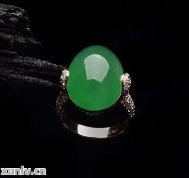 翡翠戒指包边镶嵌是否合适