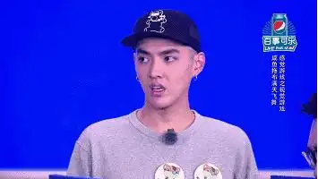 被大表姐的wink杀撩到了学好表情管理你也是万人迷