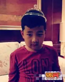 石头馋吃巧克力卖萌扮中毒第12页星宝靓照亲子图库贝瓦网