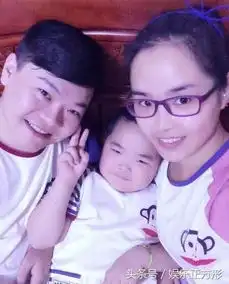 乡村爱情里万万没有想到,谢大面包是他的儿子,妻子颜值爆表