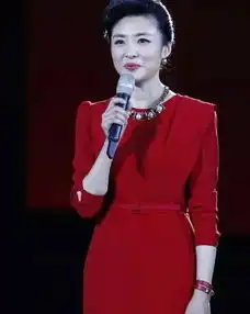 狗年春晚主持人名单曝光,她主持,那英贾玲有争议