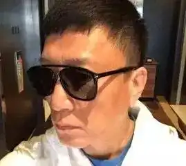 自恋起来不输女明星们的男明星们,张翰喜欢45度角,最少不了他俩