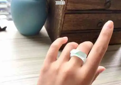 翡翠戒指不好戴怎么办
