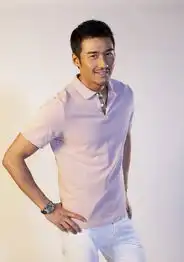 胡兵2010最新春夏写真dfs挑选大牌新品
