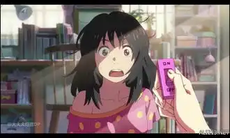 妹子的迷彩深沟装好撩人囧图总觉得这小卡片不对劲