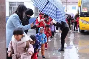 沂源县悦庄镇中心幼儿园用爱心为孩子们搭建彩虹伞