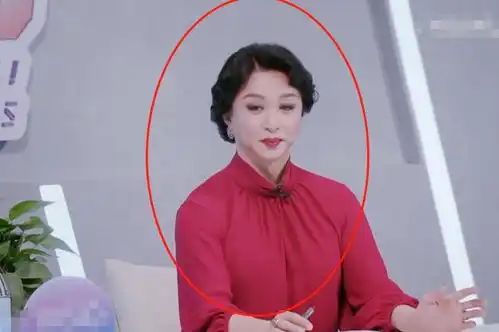 油腻了49岁陈志朋台上热舞还wink,金星的表情成亮点