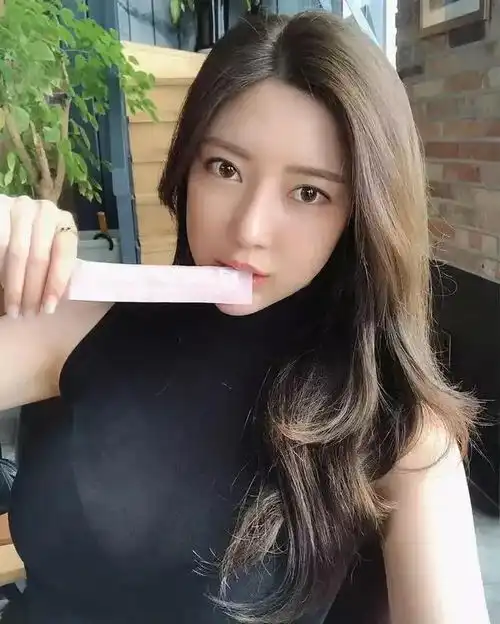 韩国名模,性感迷人