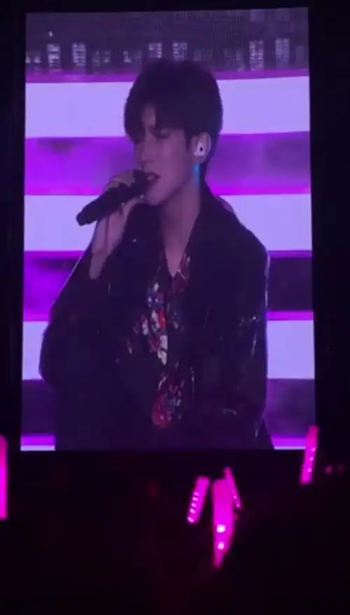 tfboys我们要不要永远在一起,粉丝要,王源的表情亮了