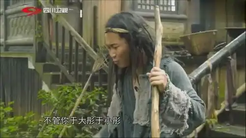 沈腾张卫健变身乞丐,示范下跪,沈腾这天生的,真是太搞笑了