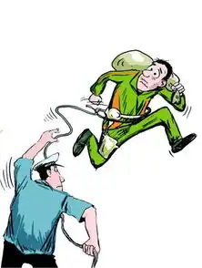 瘾君子贼性不改挂尿袋入室行窃