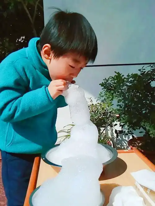制作泡泡龙有趣的泡泡龙
