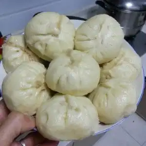 包菜香菇鲜肉包