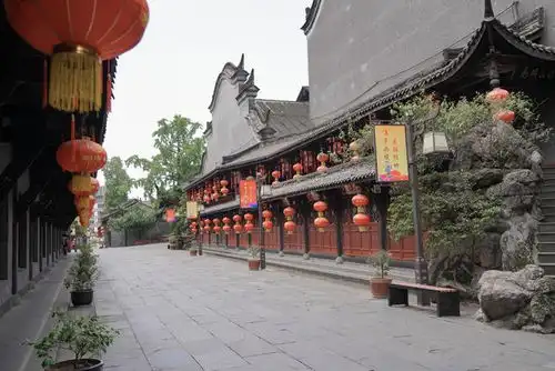 成都周边游,弥漫着酒香的剑南老街
