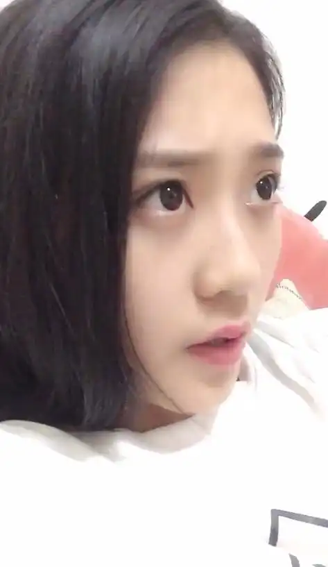 搞笑的美女小姐姐,快来看看吧