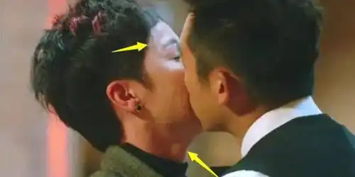 蒋雯丽丑闻发酵,其中一个干儿子的身份被扒,曾给顾长卫当灯光师