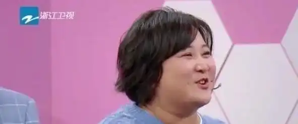 贾玲是由那英怼演唱的吗7个字回来逗乐观众