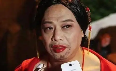 连群演都拒演的角色,周星驰同桌零片酬出演,意外成为荧幕经典