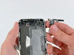 苹果iphone4手机拆机组图,看看iphone4的内部构造与零件