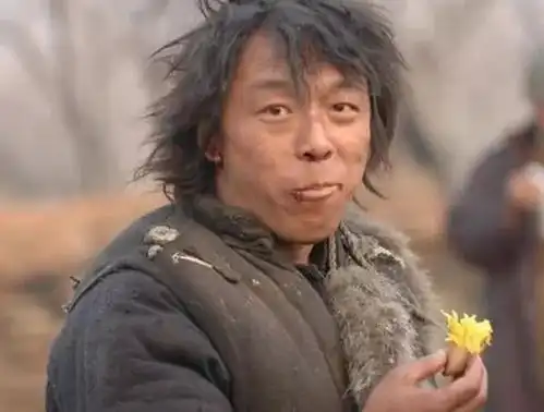 同样是演员扮演乞丐,黄渤刘亦菲接地气,而她却被称为最美乞丐