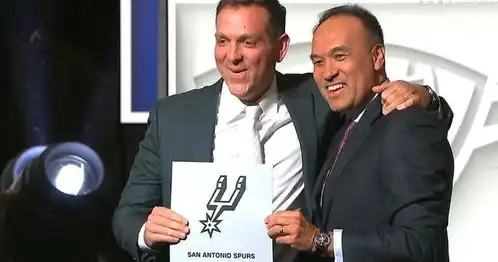 nba乐透抽签出炉马刺喜获状元签,黄蜂榜眼开拓者探花
