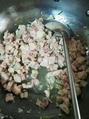 猪肉白菜包子的做法,父母超爱吃