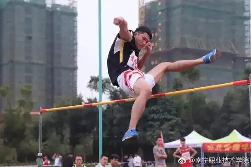 校运会全景回顾戏精与表情包齐飞,竞技共娱乐一体