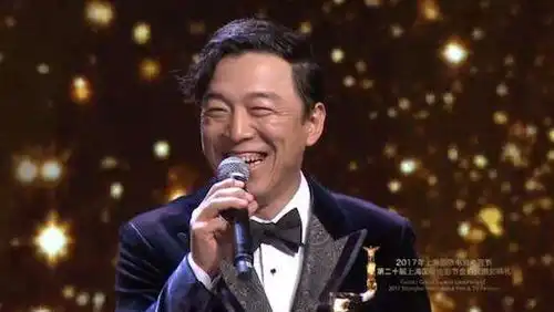 职场会沟通很重要