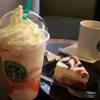 星巴克咖啡真实图片生活照手拿星巴克咖啡真实图片