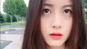 美女搞笑恶搞