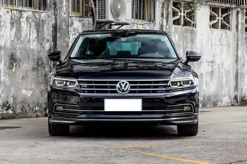可惜一辆德系豪车,长超5米,售价已跌破30万,奈何识货的人不多