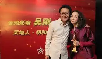 不仅仅只有表情包事实上.com书记年轻时也是鲜肉一枚