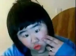 有ps的大神么求给把照片p的美美的大眼睛瓜子脸樱桃小嘴谢谢大神了