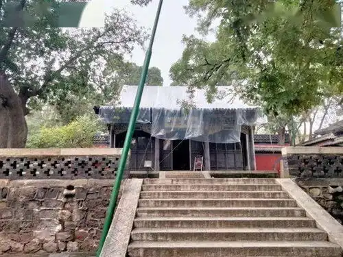 抢救山西古建六百余年城墙内外,记者现场探访散落在乡村里的古建或许还没来得及被关注就已消亡