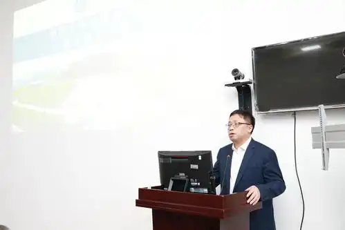 中南大学副校长陈翔一行对湘潭市中心医院进行临床教学检查