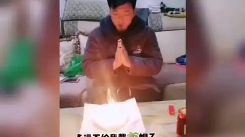 男子生日许愿希望永远别戴绿帽子,结果