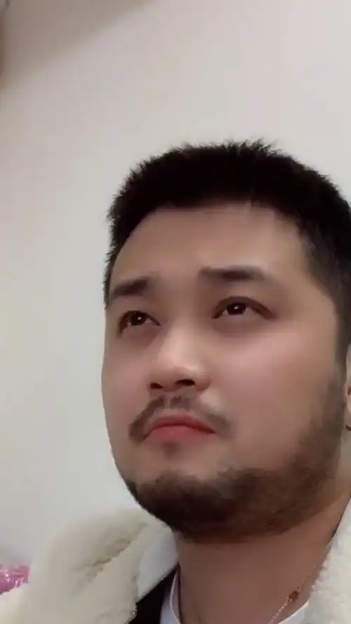 解锁人脸运镜术起来搞点夜点心778,大晚上肚子饿