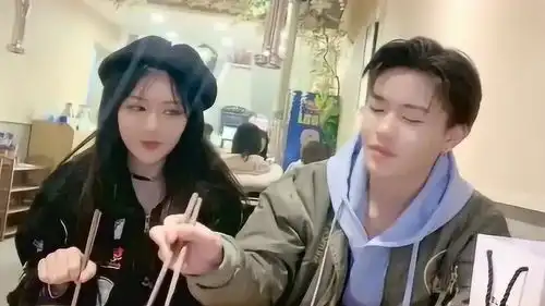 一看这表情就知道小姐姐不是淑女,小哥哥太失望了