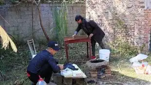 深山改造废弃房子,用土灶台做饭,这日子过的安逸