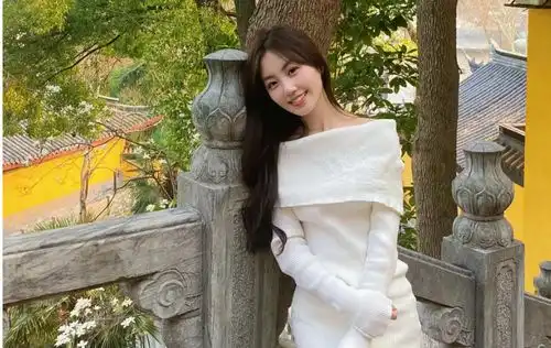 校园尤物苏州科技大学校花肤白貌美,这才是黄金身材的真女神