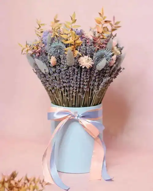 他们种了一片薰衣草,创作干花作品,每一款都美爆了