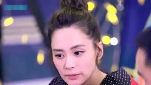 赖弘国吐槽阿娇我养不起你,谁注意阿娇的表情,恩爱装不出来
