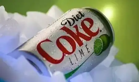 求生欲超强可口可乐卖酒,百事出酸梅汤