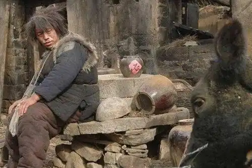 我有一个朋友之探讨关于普通人能在网上一年赚十万么