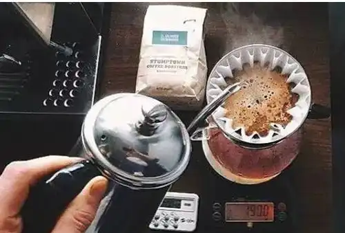 单品咖啡用手冲法压壶爱乐压虹吸,各自的口味是如何的,哪种更适合单品