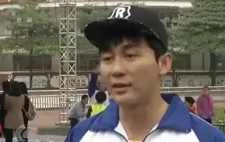 耿直摄影师手中有百张男星未p照,黄晓明陈伟霆韩庚,一个个堪比车祸现场