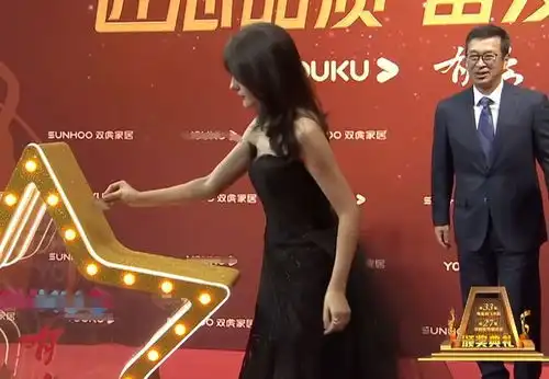 飞天奖无修镜头堪比卸妆水,童瑶殷桃暴露状态,热依扎好惊艳